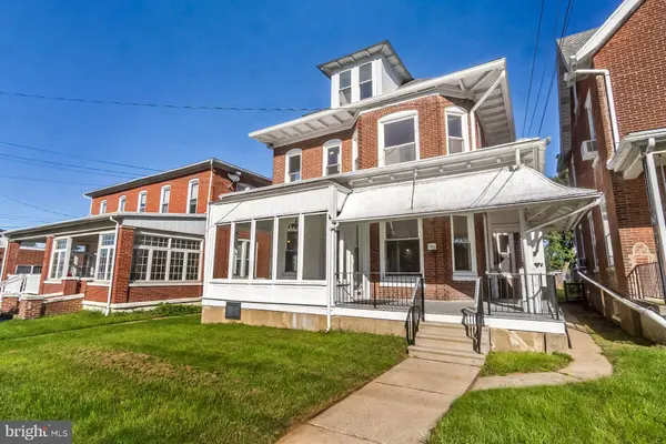 107 S HOME AVE, Topton, PA 19562
