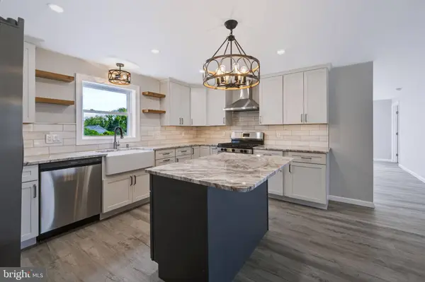 3105 WASHINGTON ST, Bethlehem, PA 18020