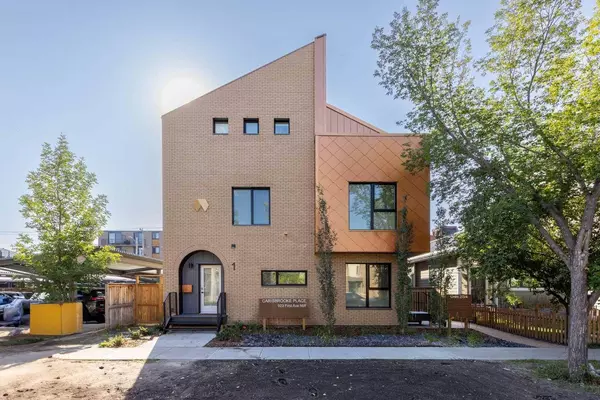 923 1 AVE Northwest #2, Calgary, AB T2N 0A6