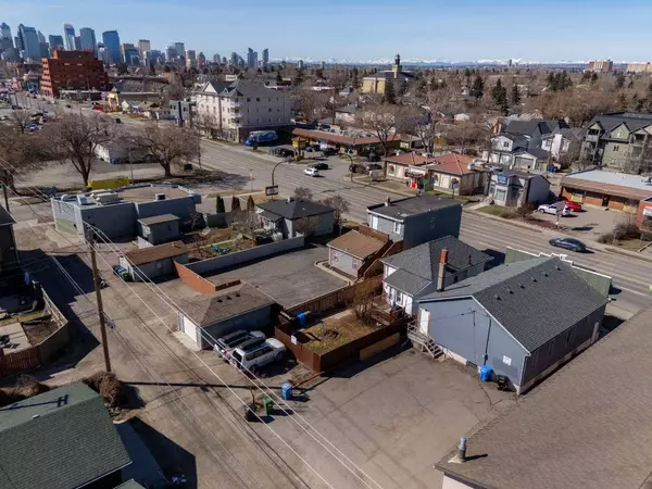 2004-2018 Centre ST NE, Calgary, AB T2E 2T1