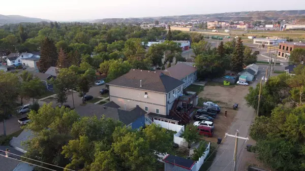 333 2 ST E, Drumheller, AB T0J 0Y4