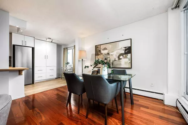 316 Cedar CRES SW #101, Calgary, AB T3C 2Y8