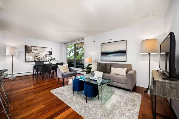 316 Cedar CRES SW #101, Calgary, AB T3C 2Y8