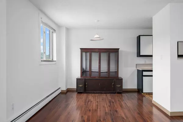 1435 7 AVE NW #342, Calgary, AB T2N 0Z3