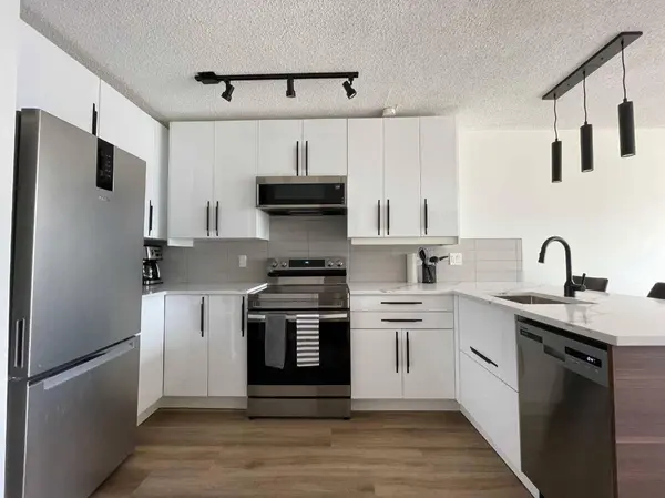 340 14 AVE SW #703, Calgary, AB T2R 0M4