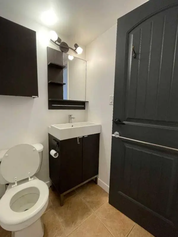 340 14 AVE SW #808, Calgary, AB T2R 0M4