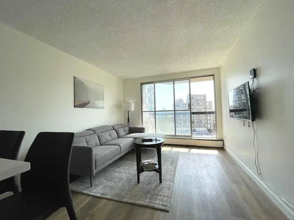 340 14 AVE SW #703, Calgary, AB T2R 0M4