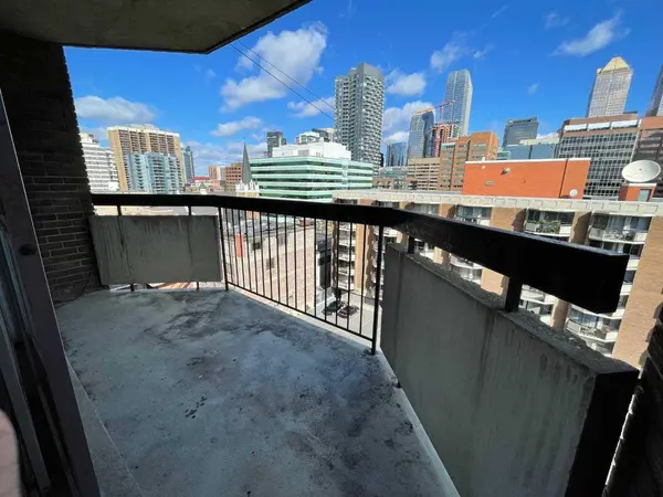 340 14 AVE SW #808, Calgary, AB T2R 0M4