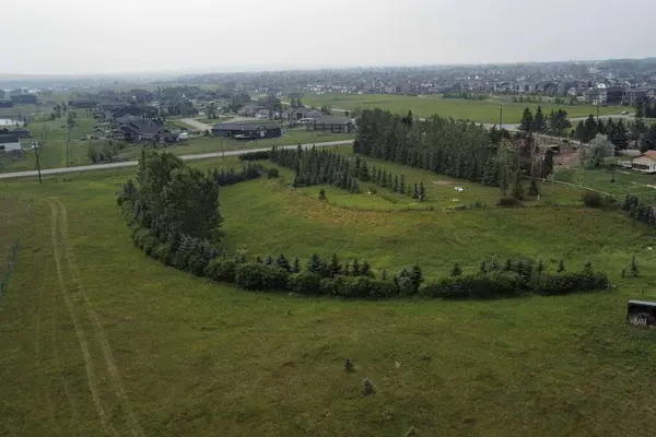 48 Street E, Rural Foothills County, AB T1S 0R3
