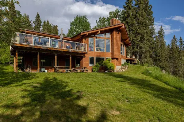 4252 Township Road 322, Rural Mountain View County, AB T0M 1X0