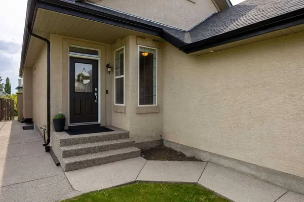 138 Cranwell Close SE, Calgary, AB T3M 1A9