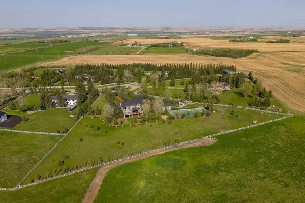 402041 28 ST E, Rural Foothills County, AB T1S 6C3