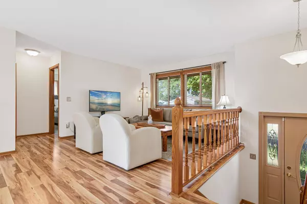 6224 Nathan LN N, Maple Grove, MN 55369