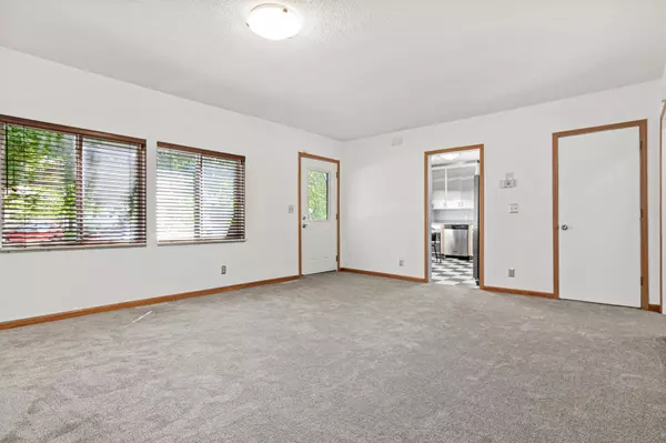 3372 Texas AVE S, Saint Louis Park, MN 55426