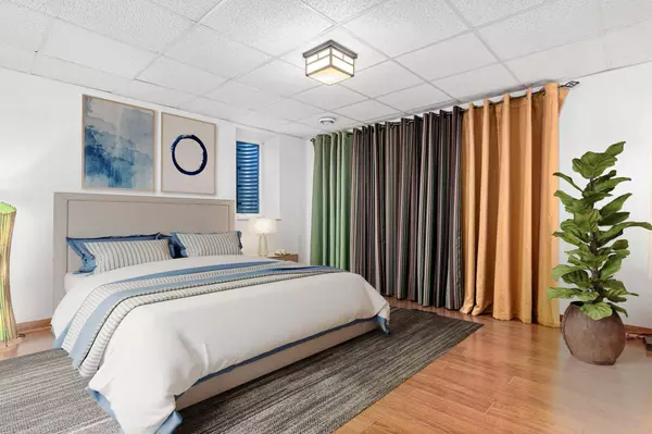 3372 Texas AVE S, Saint Louis Park, MN 55426