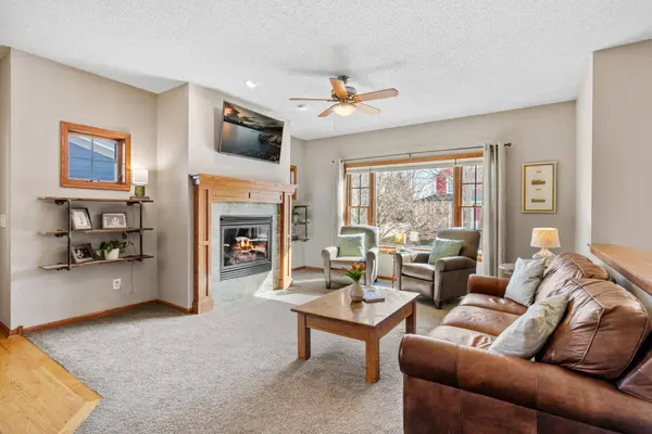 11614 Laketowne VW, Albertville, MN 55301