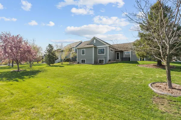 11614 Laketowne VW, Albertville, MN 55301