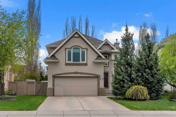 1733 Evergreen DR SW, Calgary, AB T2Y 3T8