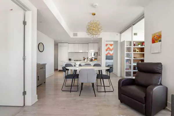 901 10 AVE #2504, Calgary, AB T2R 0B5