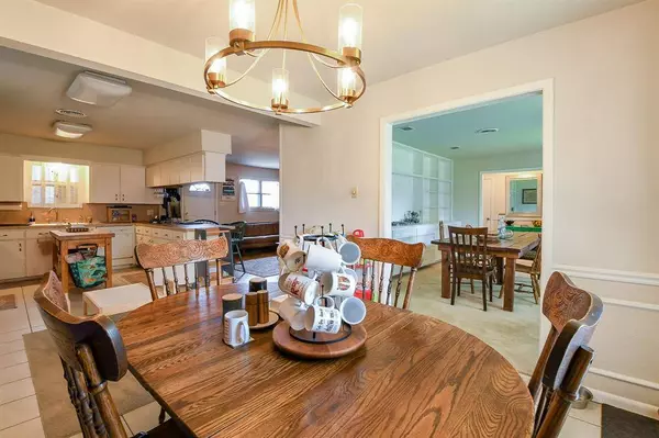 5423 Willow Creek WAY, Houston, TX 77017