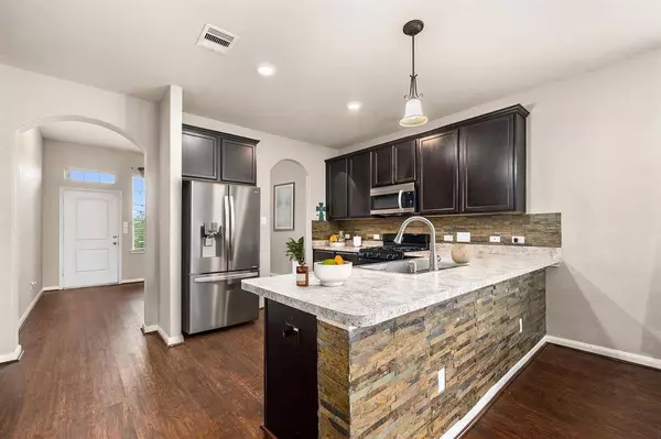 9422 Cimarroncito LN, Humble, TX 77396