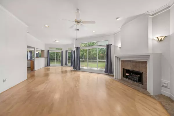 1550 Pitts RD, Richmond, TX 77406