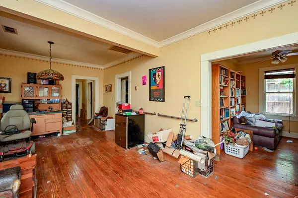 1122 Robbie ST, Houston, TX 77009