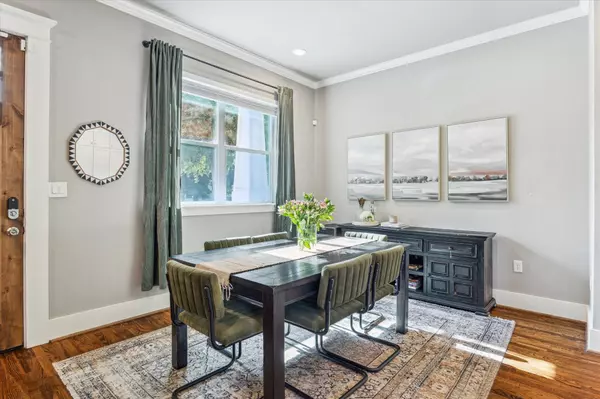 1004 Enid ST #B, Houston, TX 77009