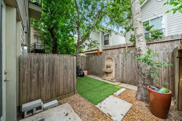 1112 Andrews ST #Apt, Houston, TX 77019