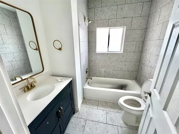 7 Hunt ST, Houston, TX 77003