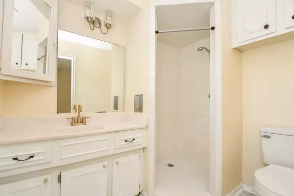 3314 Kentwood DR, Spring, TX 77380