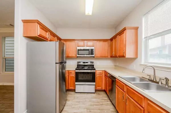 10347 Panther Point DR, Houston, TX 77099