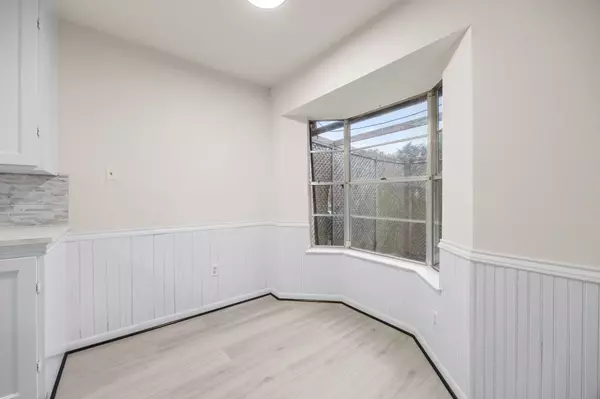 12123 Plumpoint DR, Houston, TX 77099