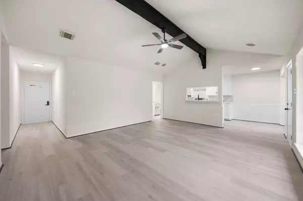 12123 Plumpoint DR, Houston, TX 77099