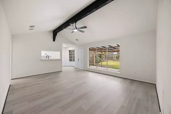 12123 Plumpoint DR, Houston, TX 77099