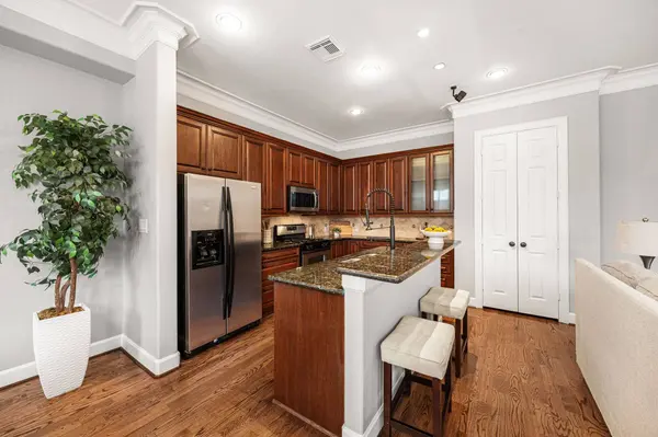 1408 Alabama ST, Houston, TX 77004