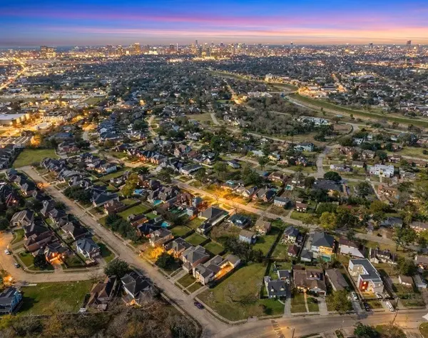 5738 Cullen BLVD, Houston, TX 77021