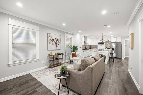 1405 Walton ST, Houston, TX 77009