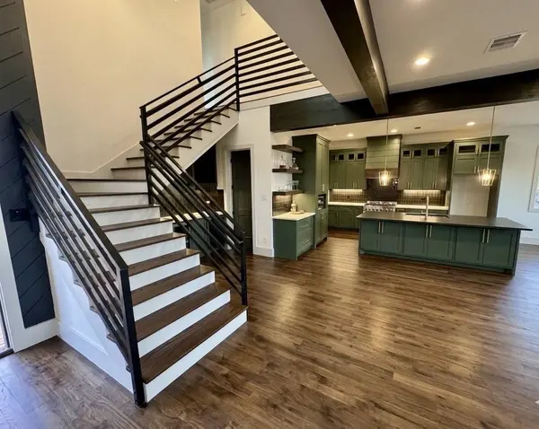 505 E 40th ST, Houston, TX 77022