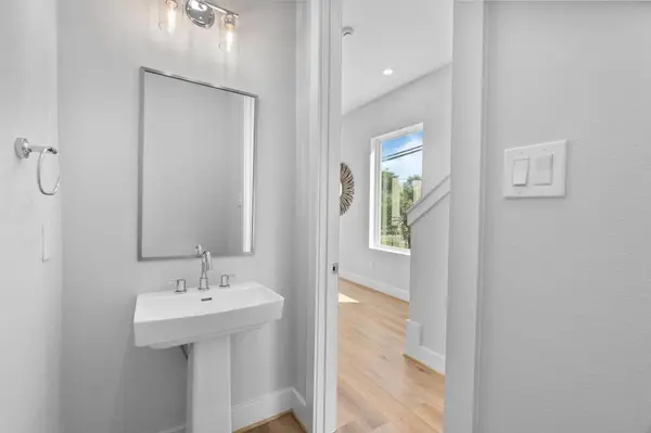 903 Quitman ST #B, Houston, TX 77009