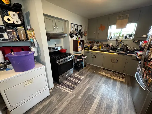 214 Palmyra ST, Houston, TX 77022