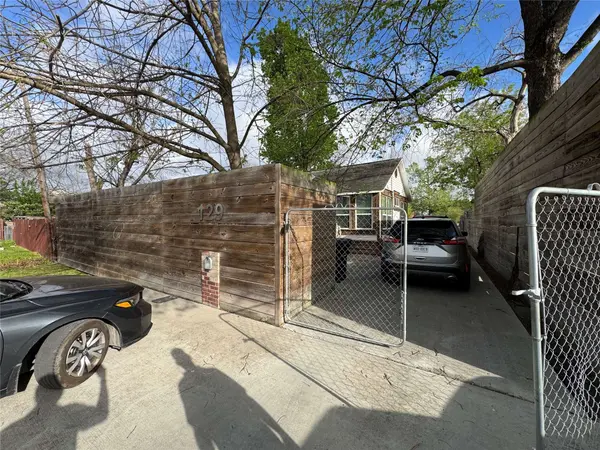 129 Garrotsville ST, Houston, TX 77022