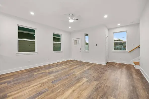 7818 Hanfro LN #A/B, Houston, TX 77088