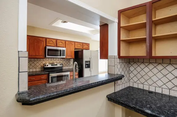 7315 Foxside LN, Humble, TX 77338