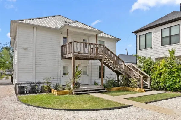 7 Latham ST, Houston, TX 77011