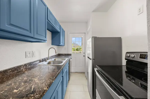 7 Latham ST, Houston, TX 77011