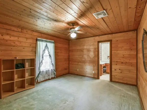 18014 Domino RD, Waller, TX 77484