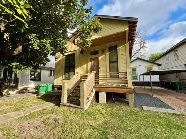 811 E 23rd ST, Houston, TX 77009