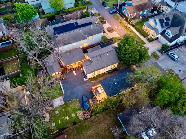 811 E 23rd ST, Houston, TX 77009