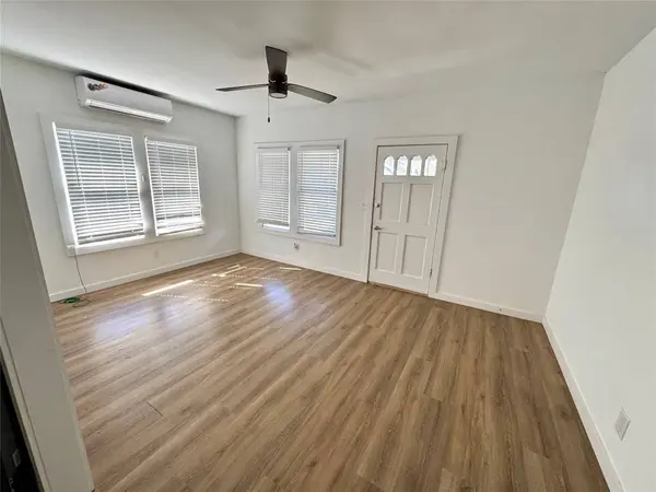 7 Hunt ST, Houston, TX 77003